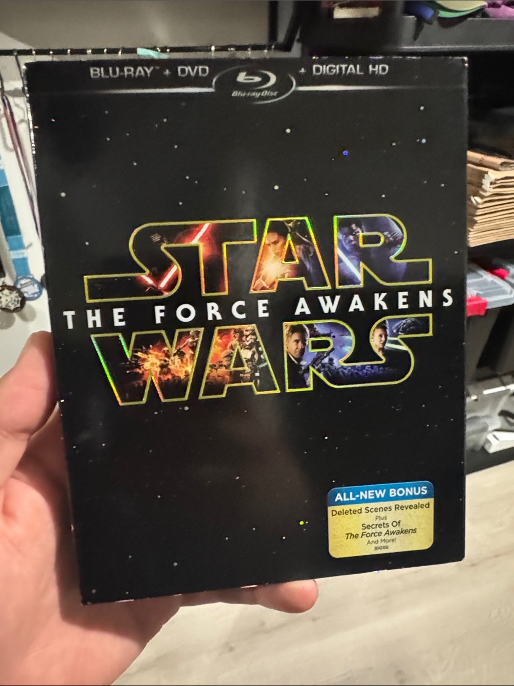 Star Wars The Force Awakens - Black Blu-ray/DVD Steelbook with Holographic Logo